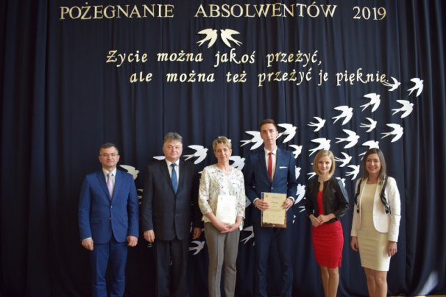 POŻEGNANIE ABSOLWENTÓW 2019